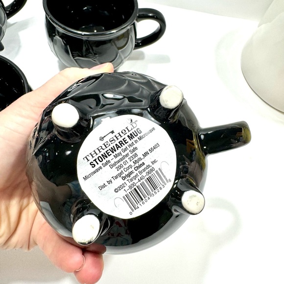 *NEW* THRESHOLD SPIDER BLACK CAULDRON COFFEE MUGS SET OF 4 - Picture 10 of 11